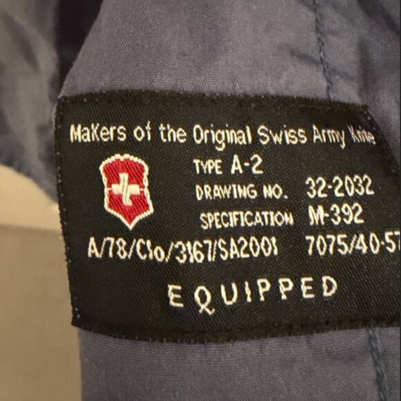 Victorinox - Blue "Military" Inspired Button Down - XL - Picture 4 of 6